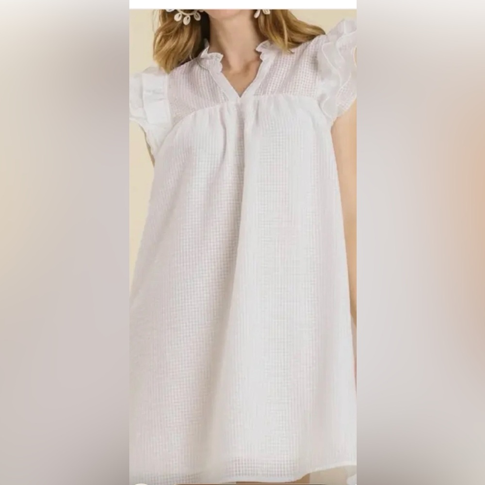 Umgee White Textured Waffle Weave Ruffle-Sleeve Shift  Dress Size Medium